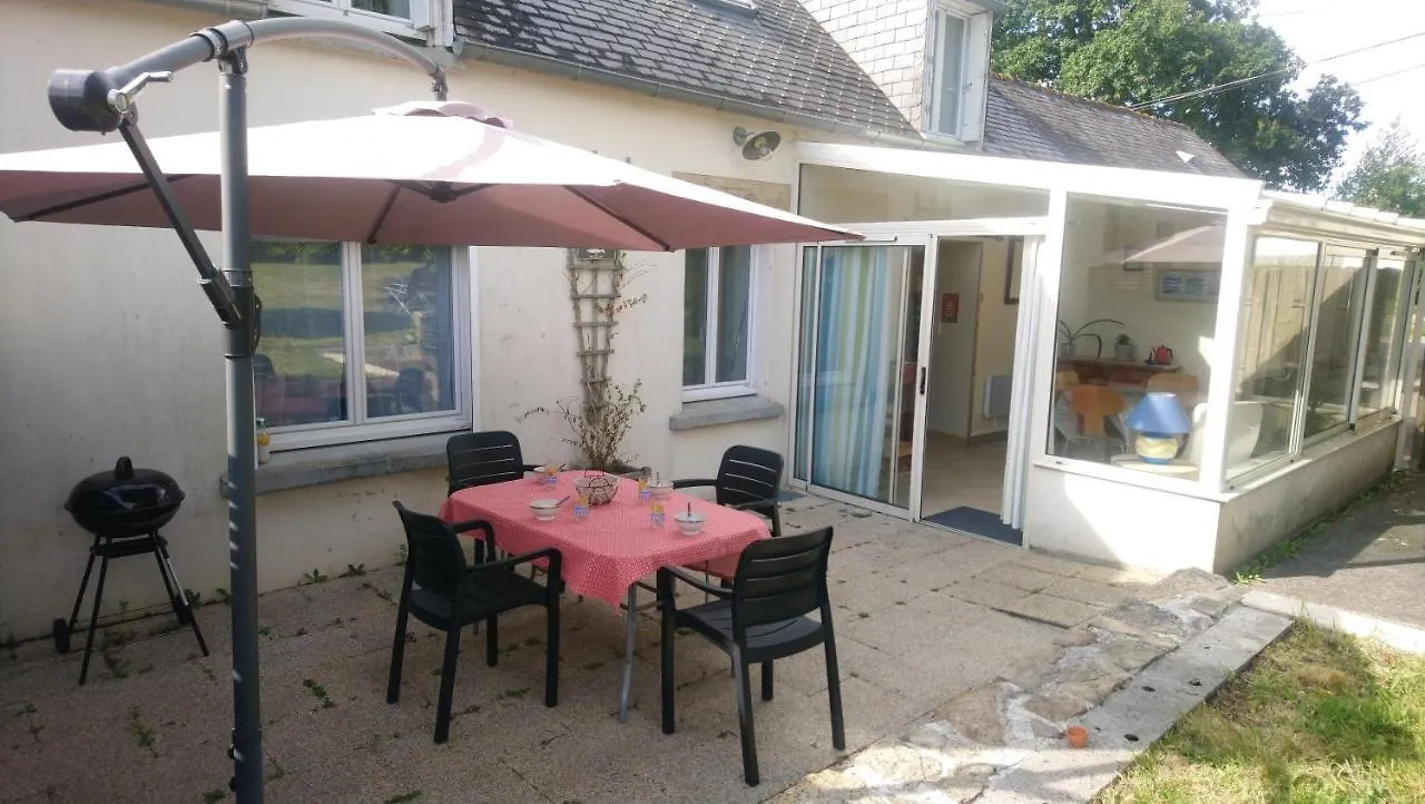 Le Jardin De Leonie Villa Ergue-Gaberic 0*,  France